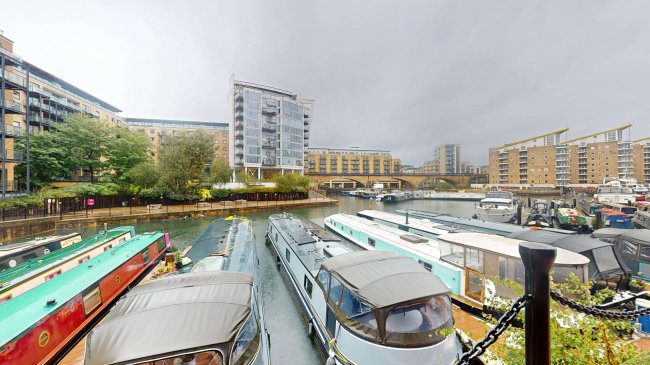 Flat 254 Berglen Court, 7 Branch Road, Canary Wharf, London, E14 7JZ 1