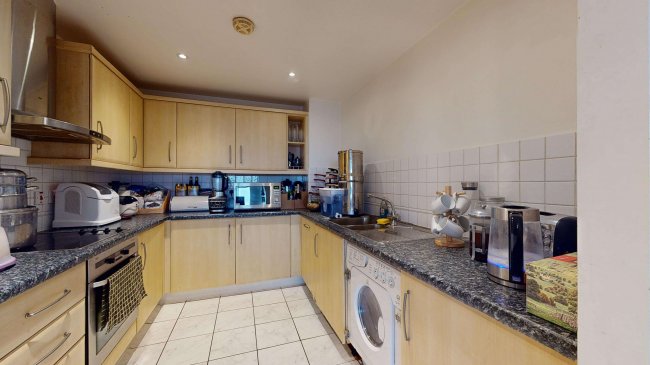 Flat 254 Berglen Court, 7 Branch Road, Canary Wharf, London, E14 7JZ 1