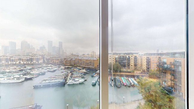 Flat 254 Berglen Court, 7 Branch Road, Canary Wharf, London, E14 7JZ 1