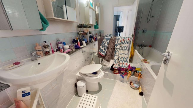 Flat 16 Dundee Wharf, 100 Three Colt Street, Canary Wharf, London, E14 8AX 1