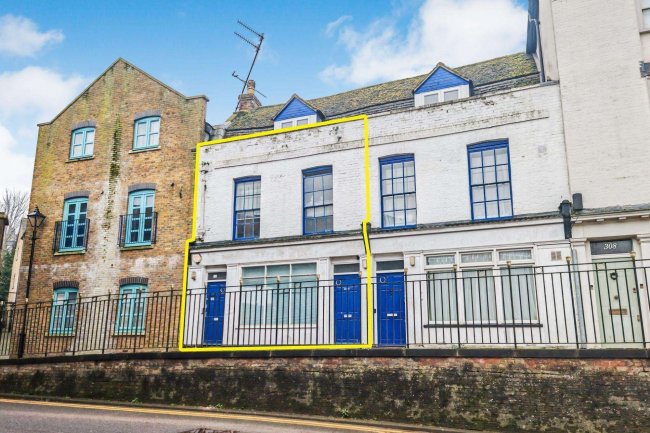 312A & Office, St Margarets Banks, High Street, Rochester, Kent, ME1 1HS 5