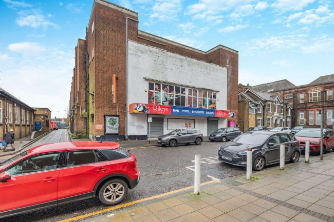 48 Green Street, Gillingham ME7 1XA 42