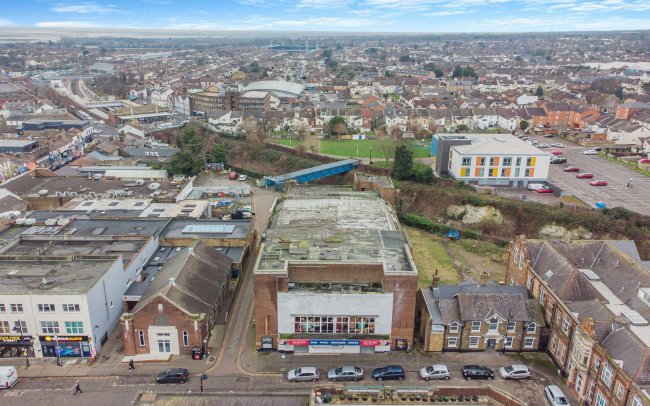 48 Green Street, Gillingham ME7 1XA 42