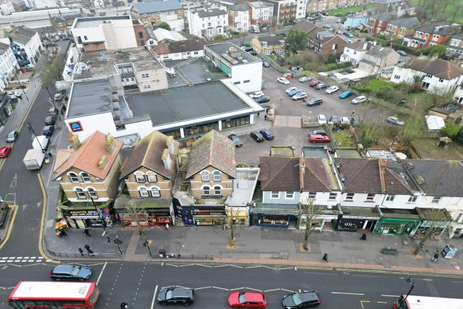 212A & 212B Selhurst Road, South Norwood, London, SE25 6XU 5