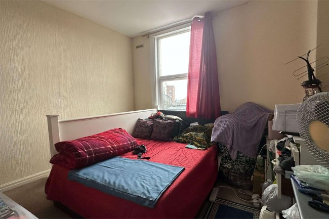 212A & 212B Selhurst Road, South Norwood, London, SE25 6XU 5