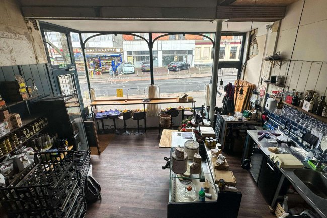 212 Selhurst Road, South Norwood, London, SE25 6XU 7