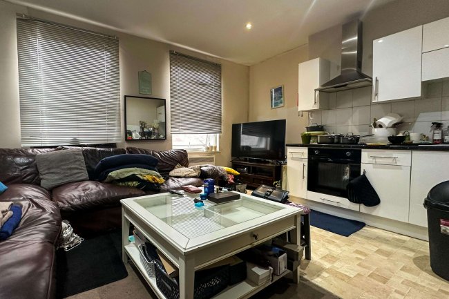 212A & 212B Selhurst Road, South Norwood, London, SE25 6XU 5