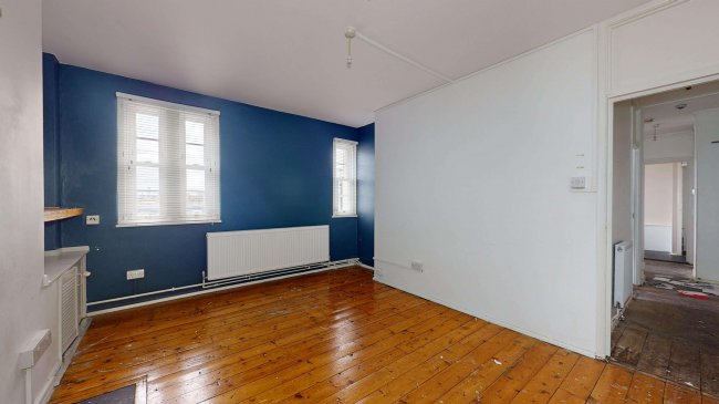 Flat 13, C Block Peabody Estate, Vauxhall Bridge Road, Westminster, London SW1V 1TD 6