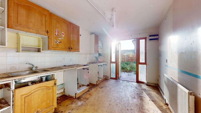 61 Orange Grove, Leytonstone, London, E11 4LL 3