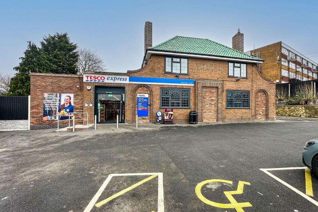 Tesco, Belmont Road, Stourbridge, Birmingham, DY9 8AS 12