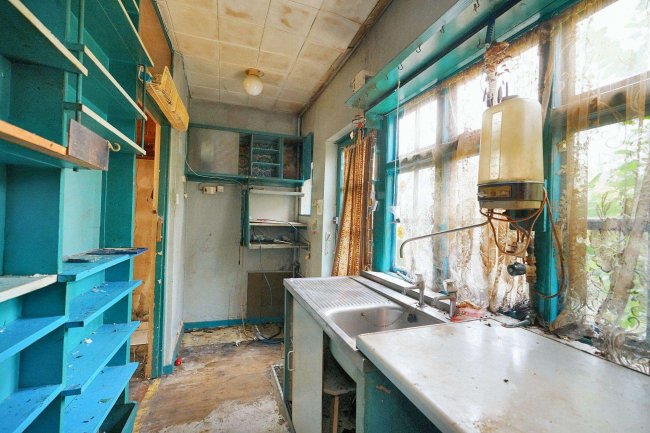 2 The Square, Harborne, Birmingham, B17 9EH 1