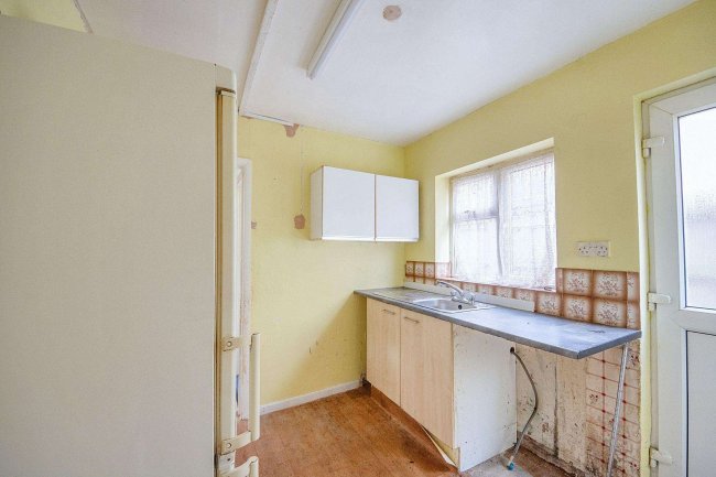 27 Elm Row, Stockton, Southam, CV47 8JY 10