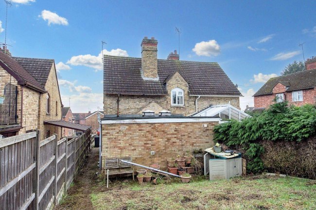 27 Elm Row, Stockton, Southam, CV47 8JY 10