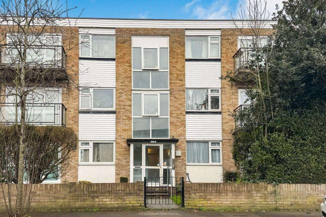 Granwood Court, 20 The Grove, Isleworth TW7 4JX 9