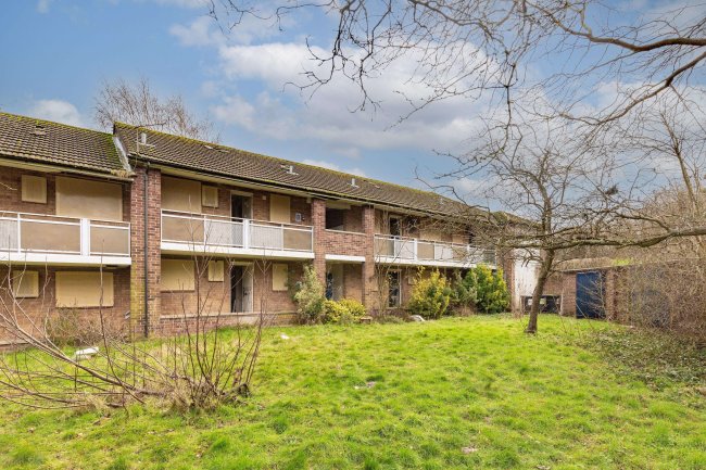 2-48 Heron Crescent, Sidcup, DA14 6RT 6
