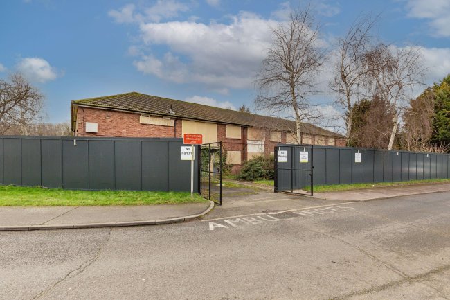 2-48 Heron Crescent, Sidcup, DA14 6RT 6