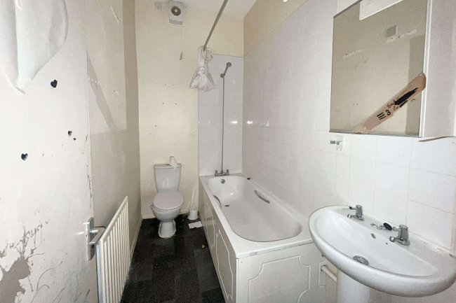 Flat 10, 62-64 West Cromwell Road, Earls Court, London, SW5 9QS 10