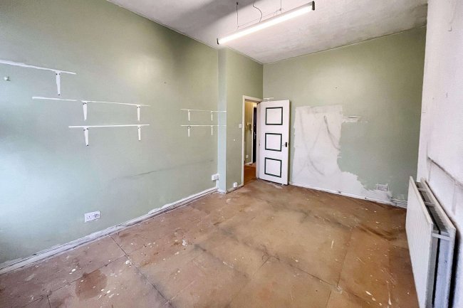 Flat 12, 62-64 West Cromwell Road, Earls Court, London, SW5 9QS 9