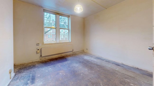 177 Cleverly Estate, Wormholt Road, Shepherds Bush, London, W12 0TD 4