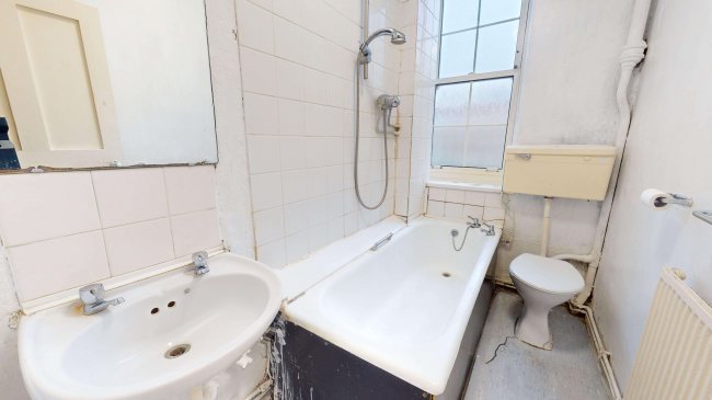 177 Cleverly Estate, Wormholt Road, Shepherds Bush, London, W12 0TD 4