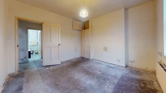 177 Cleverly Estate, Wormholt Road, Shepherds Bush, London, W12 0TD 4