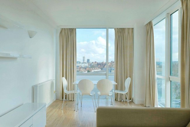 Flat 18 Aegon House, 13 Lanark Square, Isle Of Dogs, London, E14 9QD 4