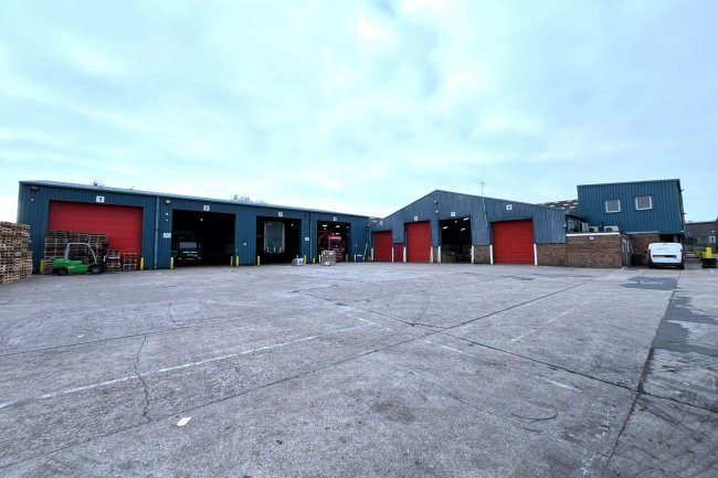 1-2 Moss Road, Freebournes Industrial Estate, Witham, Essex, CM8 3UQ 27