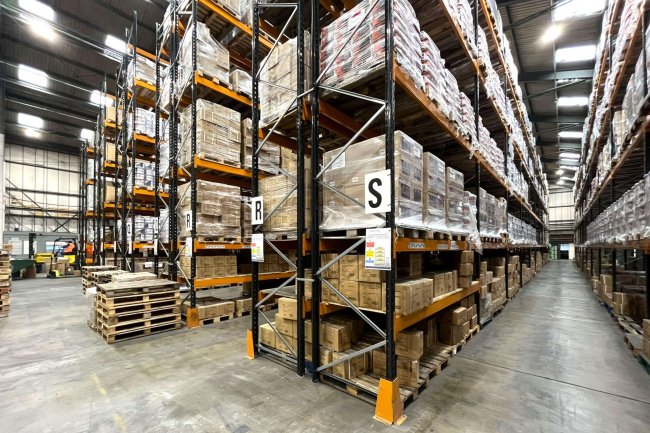 1-2 Moss Road, Freebournes Industrial Estate, Witham, Essex, CM8 3UQ 27