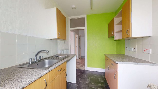 First Floor Flat, 2 Harold Road, Park Royal, London, NW10 7BE 8