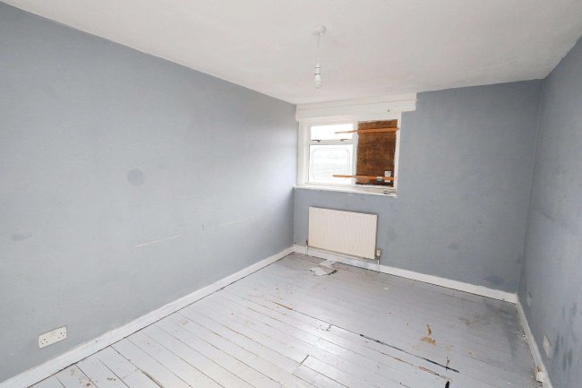 32 Wimbish End, Pitsea, Basildon, Essex, SS13 3PD 5