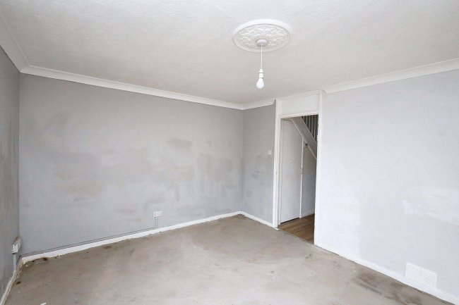 23 Delimands, Basildon, Essex, SS15 5BB 5