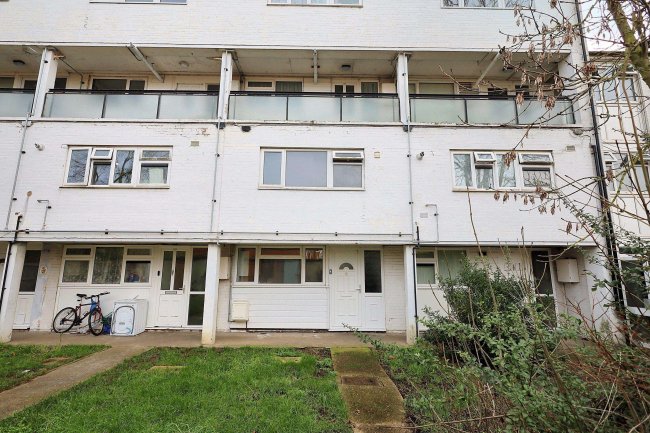 23 Delimands, Basildon, Essex, SS15 5BB 5