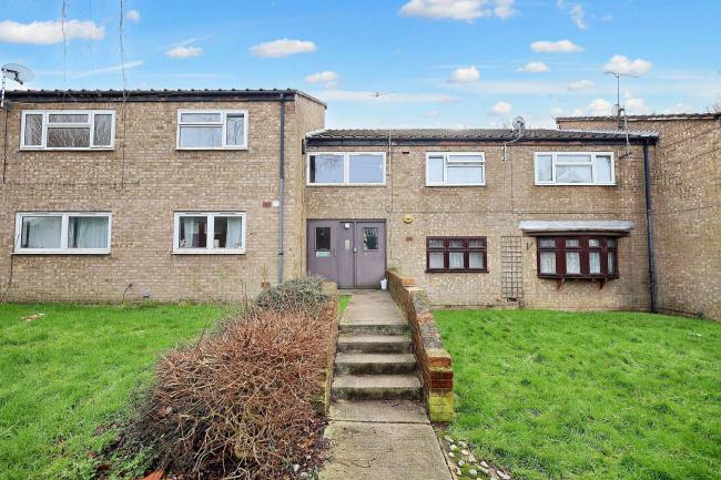 140 Victoria Road, Laindon, Basildon, Essex, SS15 6RQ 2