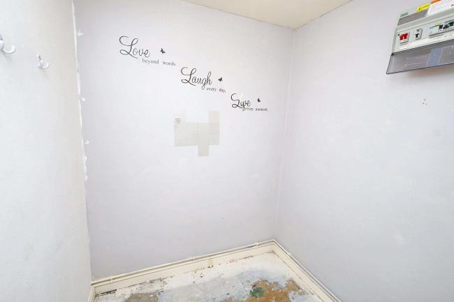 140 Victoria Road, Laindon, Basildon, Essex, SS15 6RQ 2