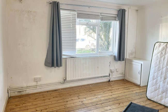 33 Wheatley Road, Isleworth, TW7 6JJ 3