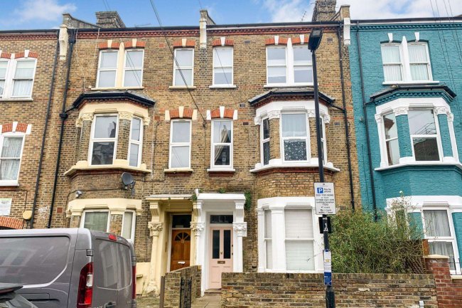 Flat B, 12 Fermoy Road, Maida Hill, London W9 3NH 6