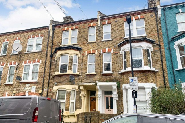 Flat B, 12 Fermoy Road, Maida Hill, London W9 3NH 6