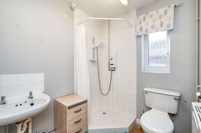 39 Stracey Road, Buxton, Norwich NR10 5EG 6