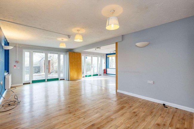 39 Stracey Road, Buxton, Norwich NR10 5EG 6