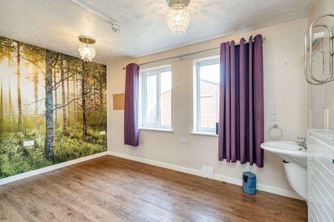 39 Stracey Road, Buxton, Norwich NR10 5EG 6