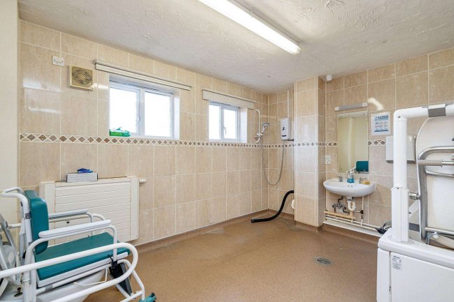 39 Stracey Road, Buxton, Norwich NR10 5EG 6