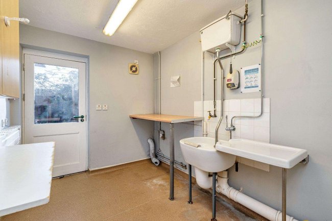 39 Stracey Road, Buxton, Norwich NR10 5EG 6