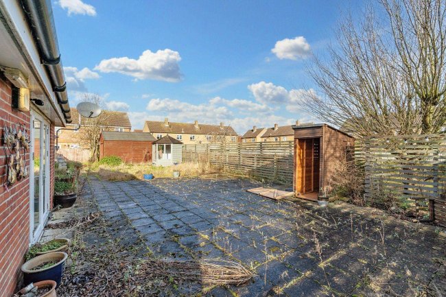 39 Stracey Road, Buxton, Norwich NR10 5EG 6