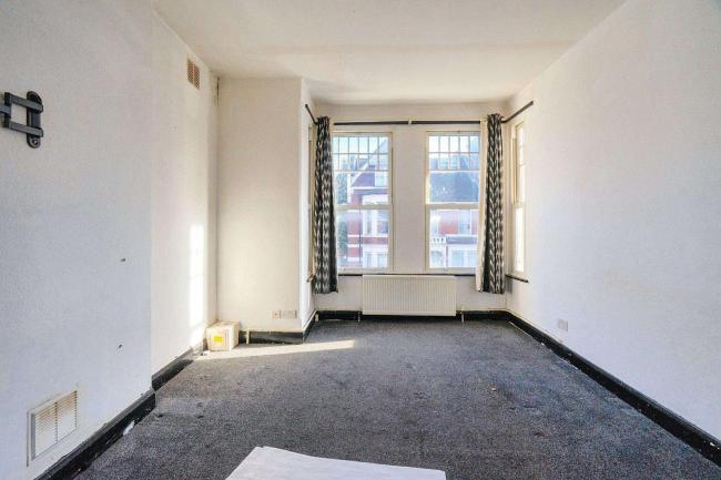 Flat B, 20 Harlesden Gardens, London NW10 4EX 5