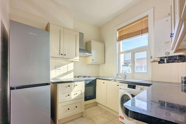 17a Penge Lane, Penge, London, SE20 7DU 8