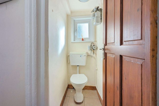 17a Penge Lane, Penge, London, SE20 7DU 8