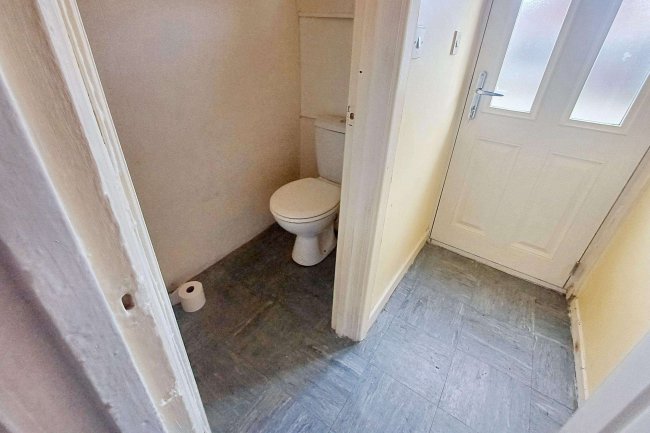 91 Gladeside Road, Wythenshawe, Manchester, M22 9GF 9