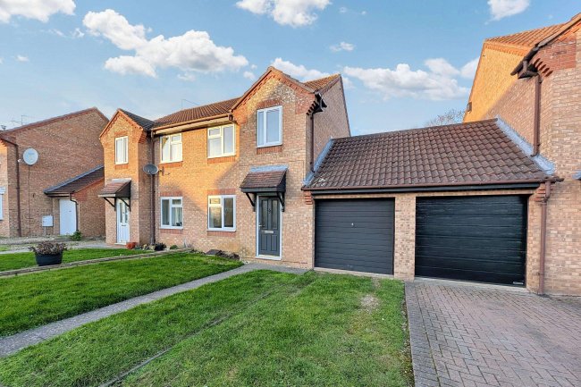 20 Winchester Way, Sleaford, Lincolnshire NG34 8WG 7