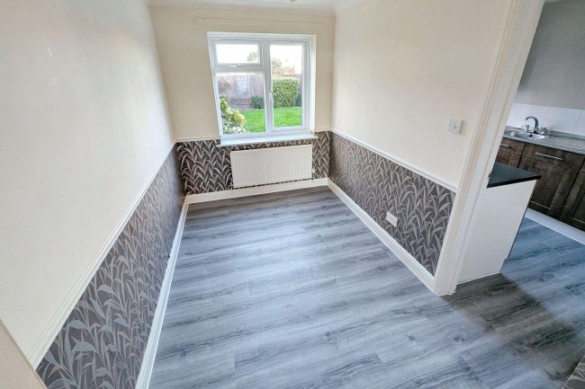 20 Winchester Way, Sleaford, Lincolnshire NG34 8WG 7