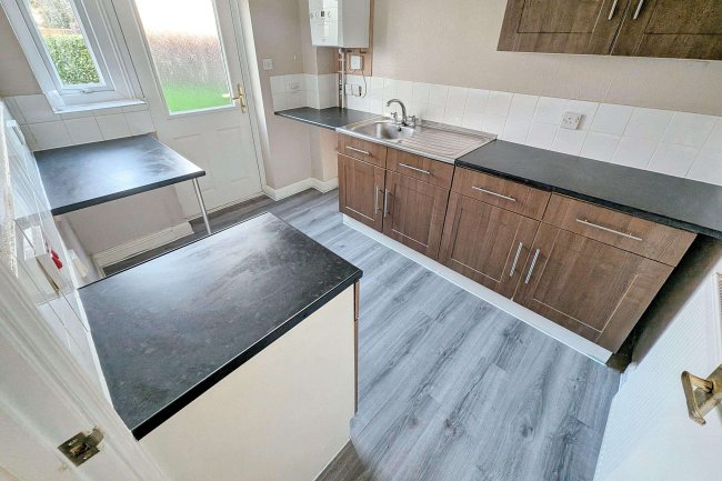 20 Winchester Way, Sleaford, Lincolnshire NG34 8WG 7